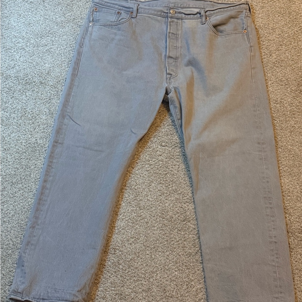 Levi's Men's Relaxed Fit Gray Jeans